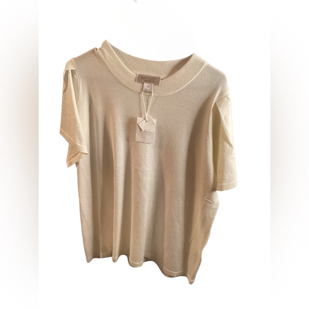 Finity Soft Cream Short Sleeve Tee